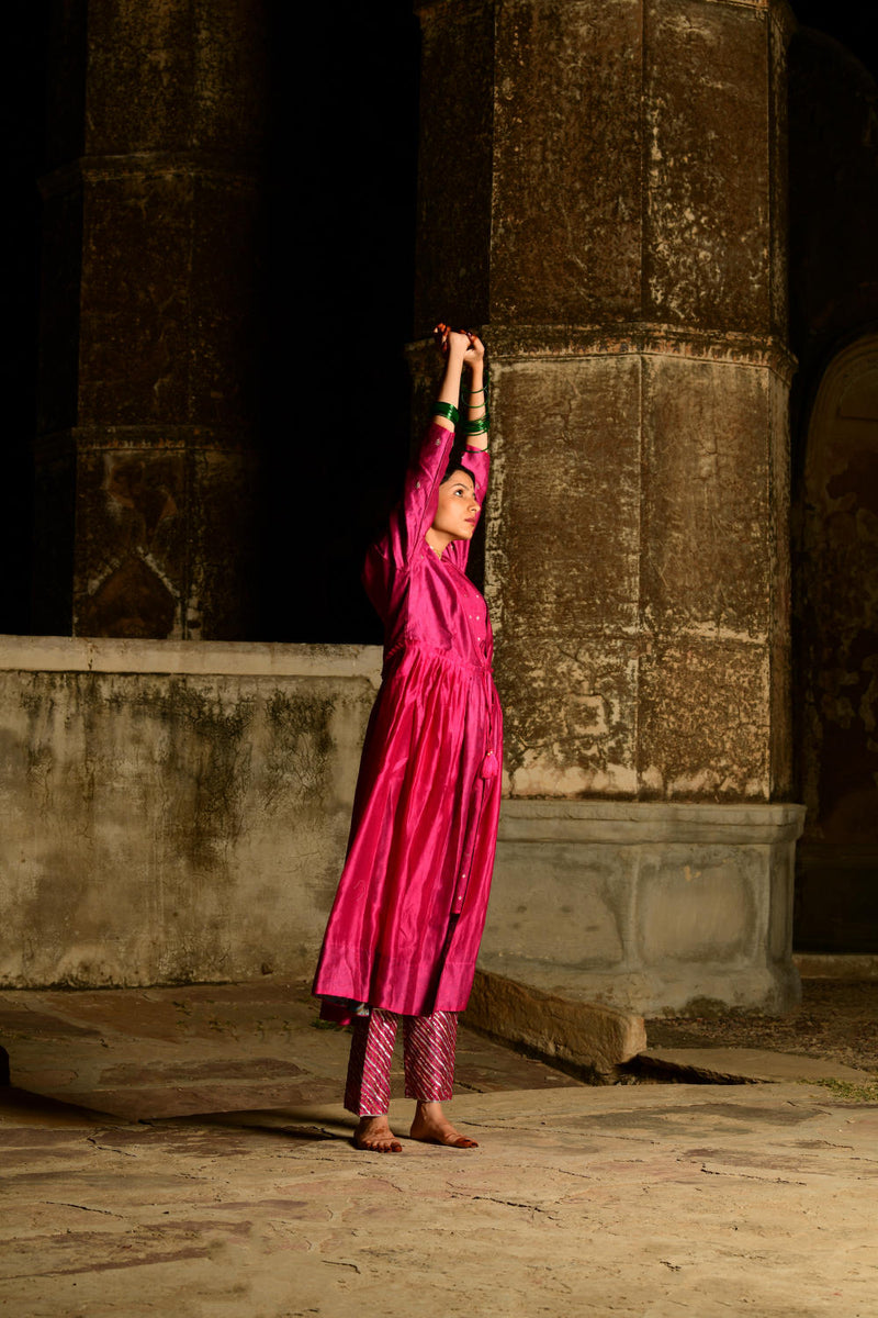 Kurjan Kurta Set chanderi by Tokree in pink color for women Worldwide