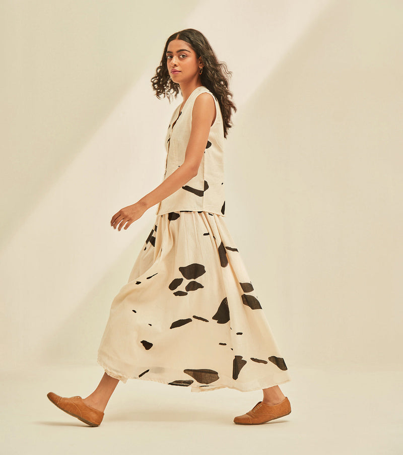 Dalmation Co-ord set cotton by Khara Kapas in white for women Worldwide