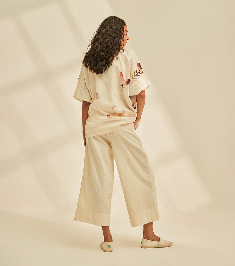 Blossom Cape Shrug cotton by Khara Kapas in white for women Worldwide