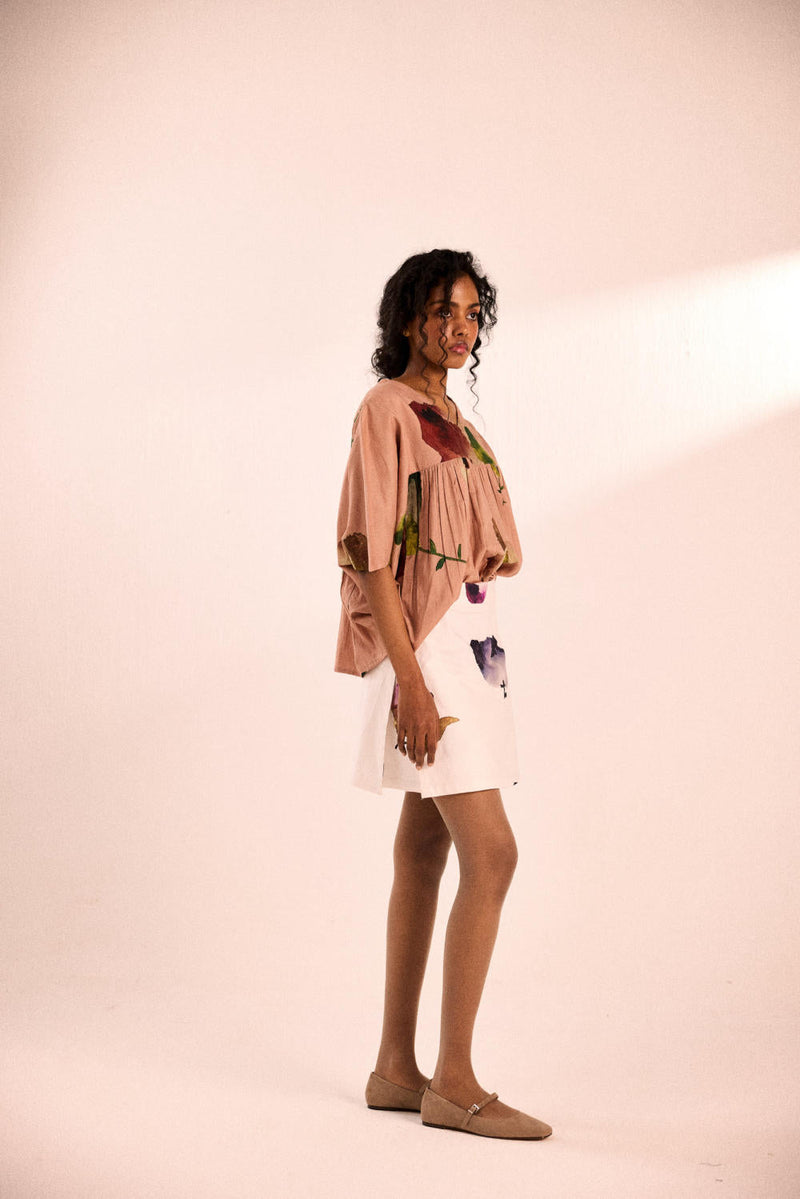 Amethyst blooms skort twill by Khara Kapas in white for women Worldwide