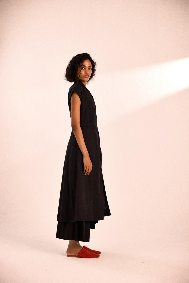 Ink bloom co-ord set by Khara Kapas in black for women Worldwide