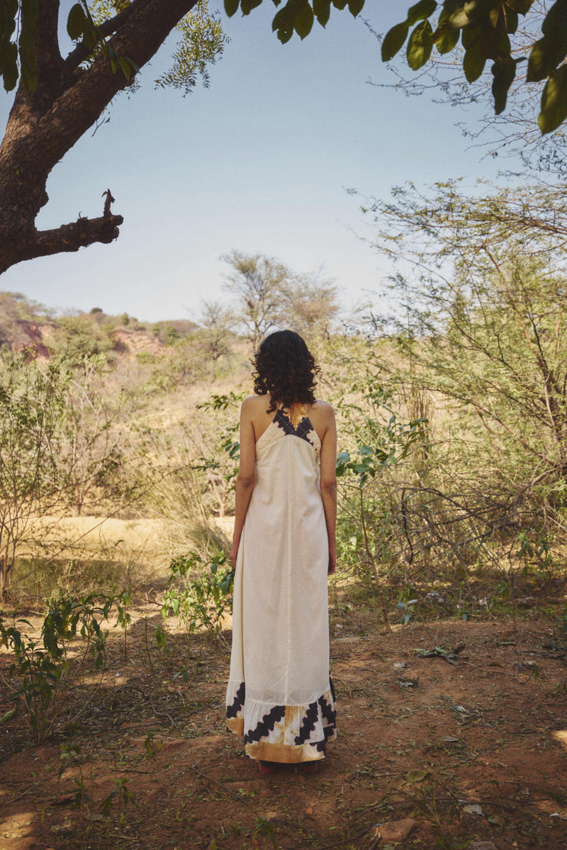 Mist veil gown by Khara Kapas in white for women Worldwide