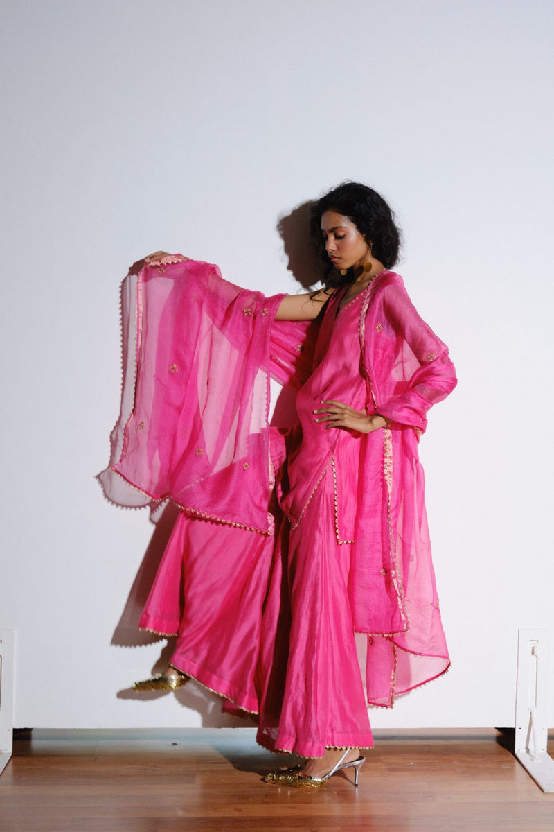 Rani Dupatta silk by Khara Kapas in pink for women Worldwide