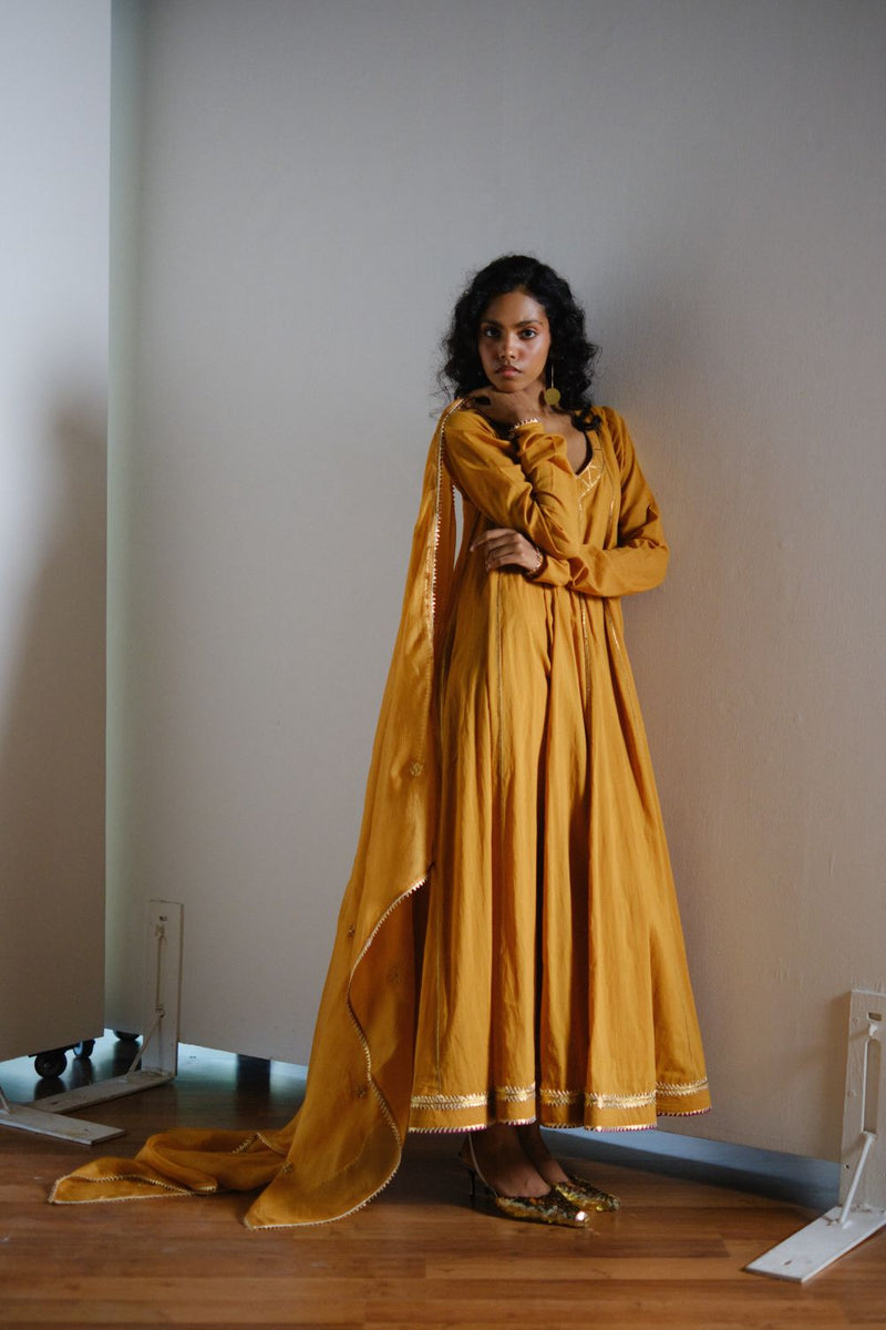 Kiran Dupatta silk by Khara Kapas in mustard for women Worldwide