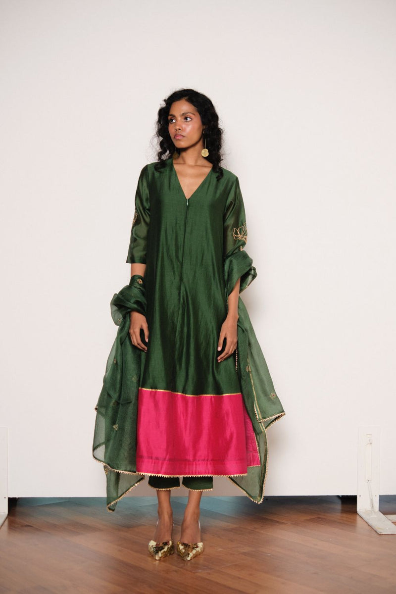 Iraani Kurta Set chanderi by Khara Kapas in green for women Worldwide