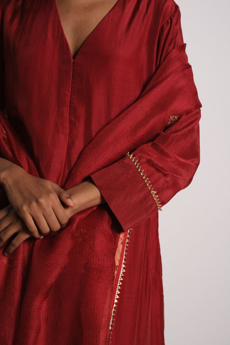 Kumkum Dupatta silk by Khara Kapas in red for women Worldwide