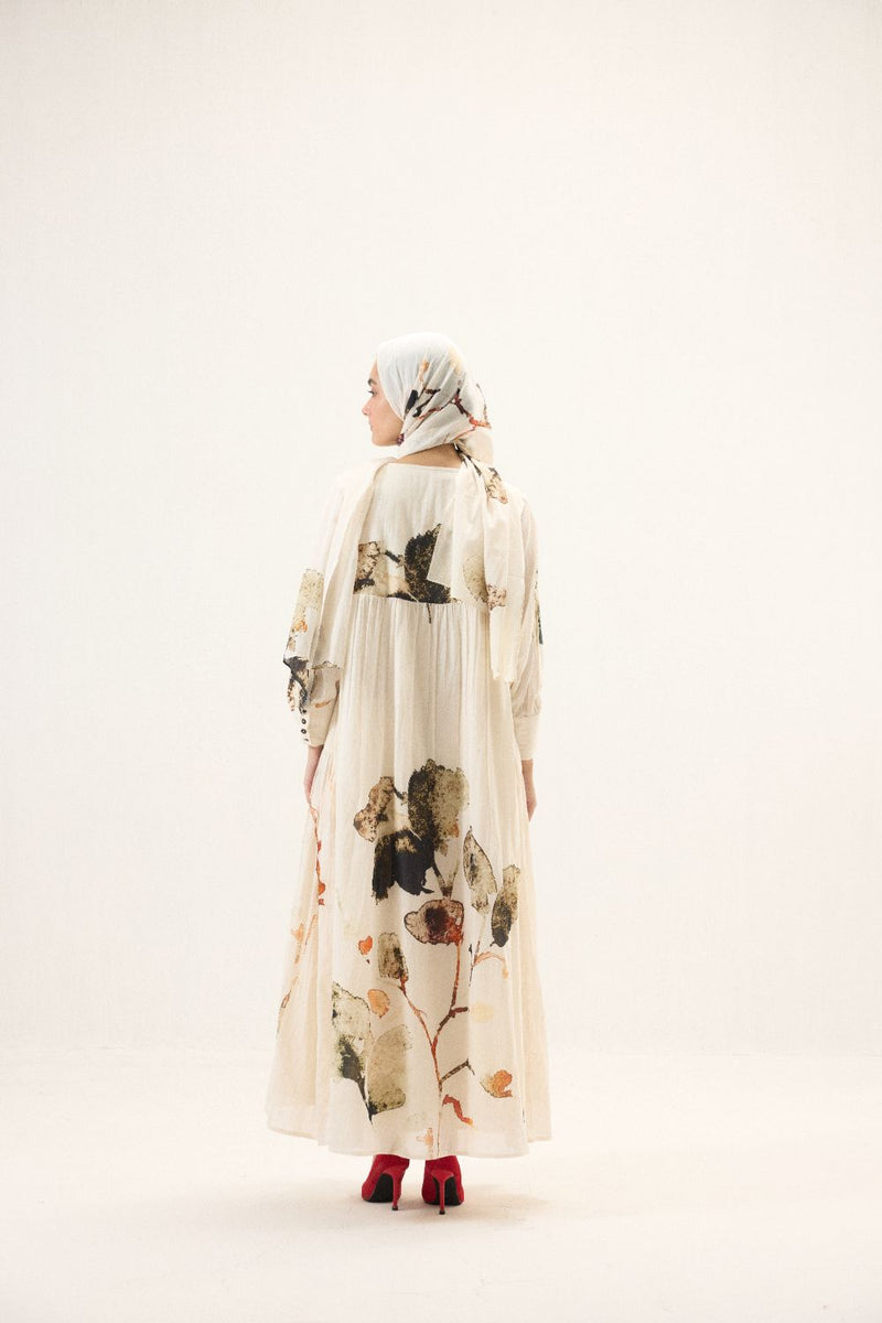 Clara set mulmul by Khara Kapas in white for women Worldwide