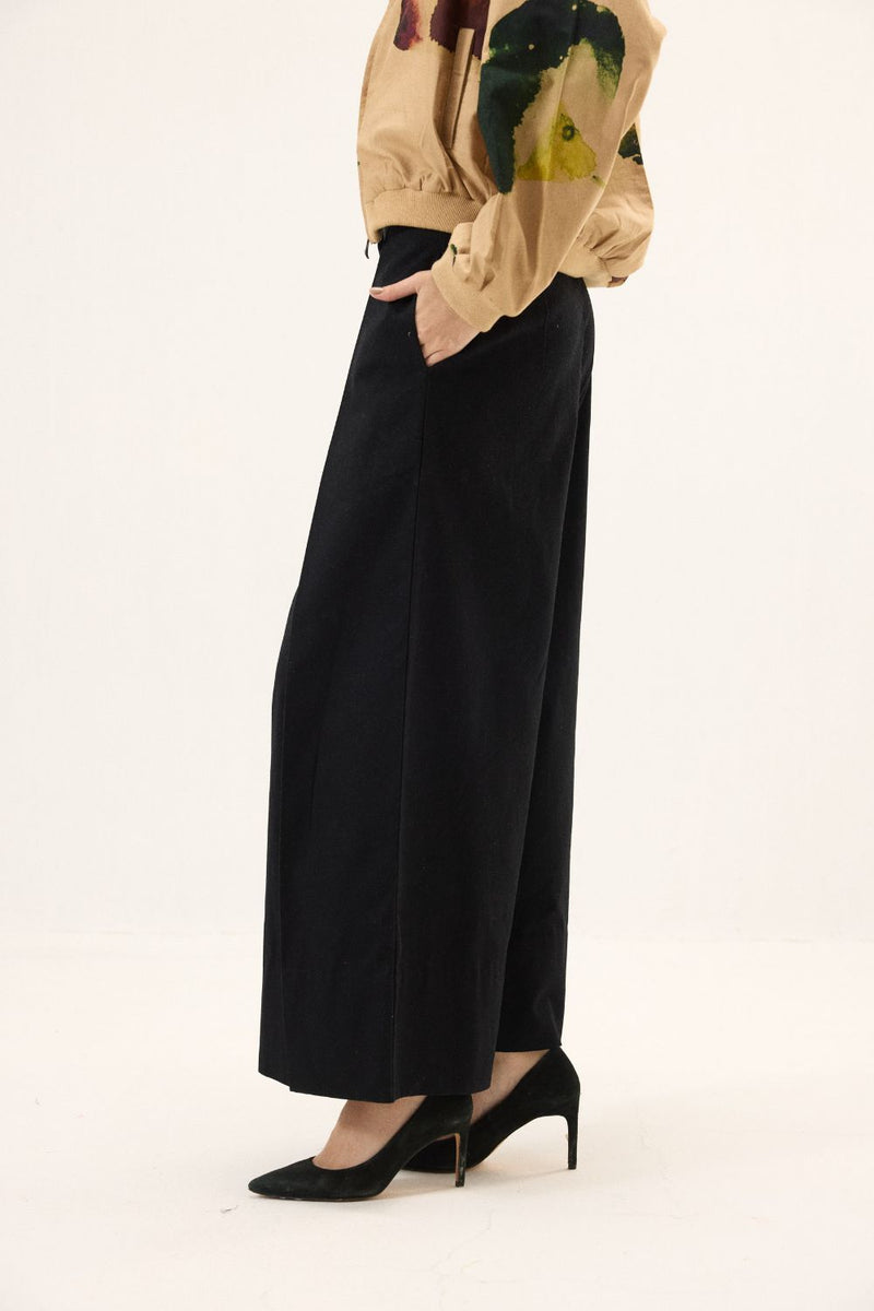 Void Pants twill by Khara Kapas in black for women Worldwide