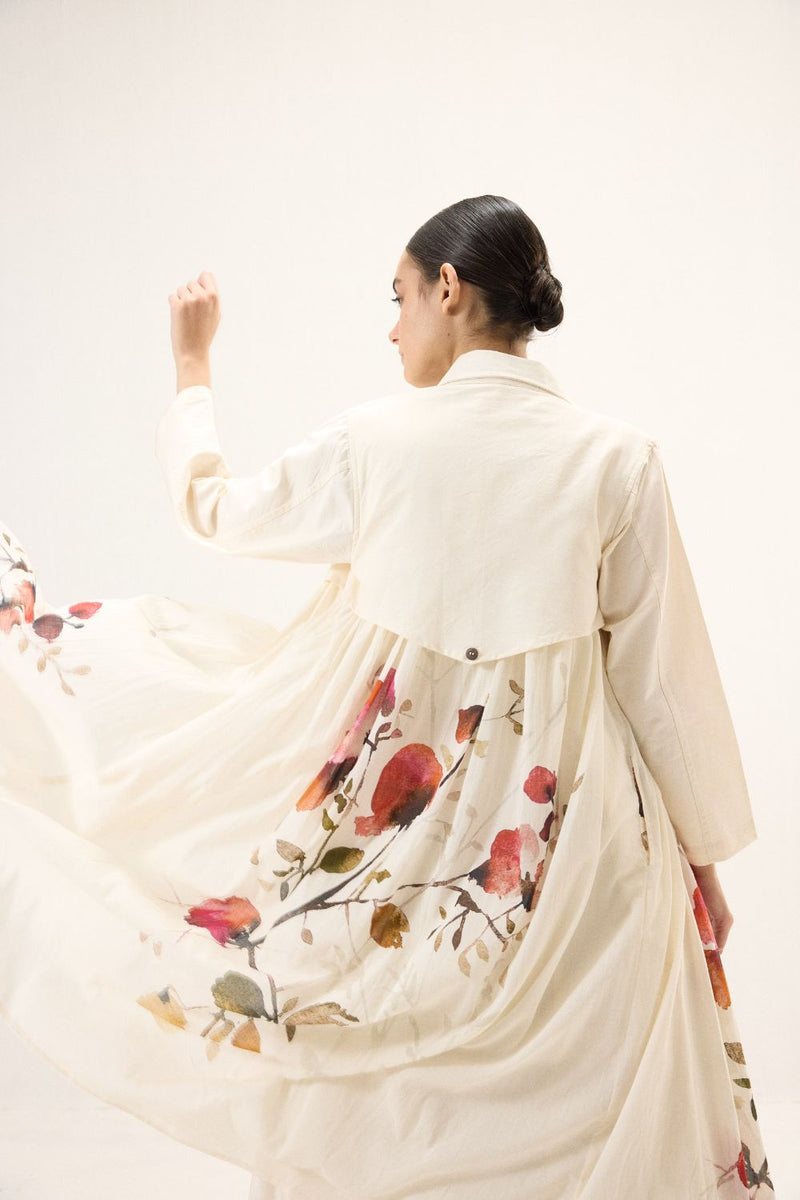 Maison Trench Coat mulmul by Khara Kapas in ivory for women Worldwide