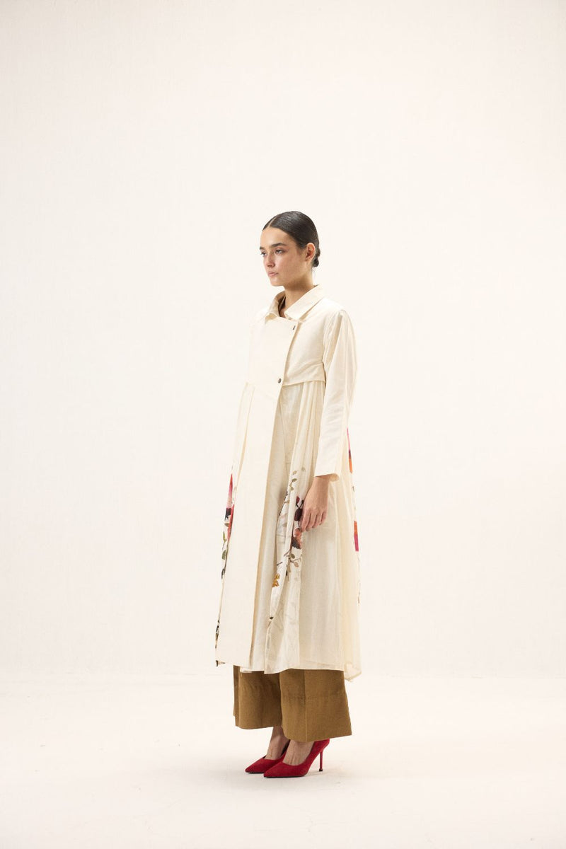 Maison Trench Coat mulmul by Khara Kapas in ivory for women Worldwide
