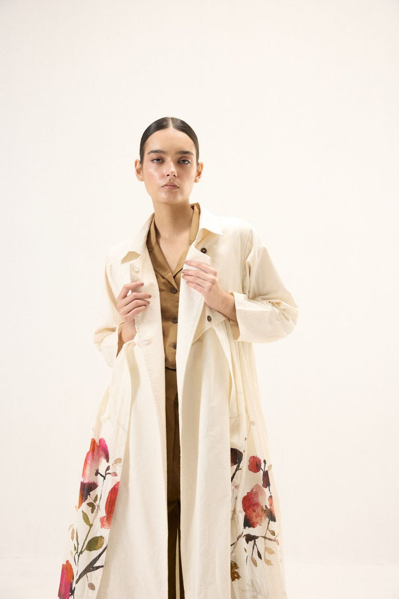 Maison Trench Coat mulmul by Khara Kapas in ivory for women Worldwide