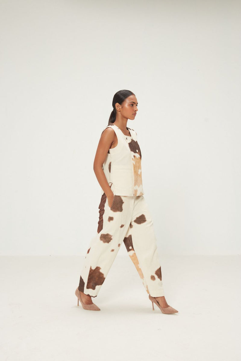 Holstein Pants corduroy by Khara Kapas in brown for women Worldwide