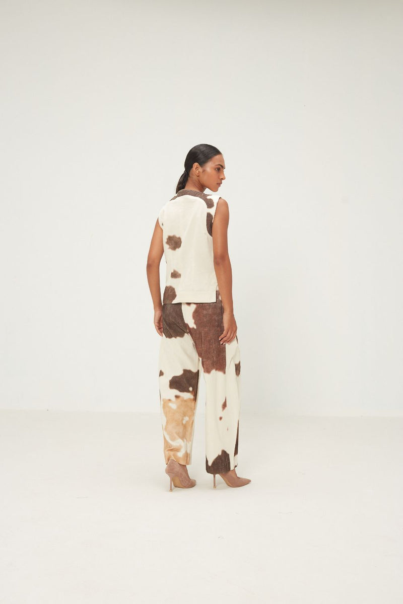 Holstein Pants corduroy by Khara Kapas in brown for women Worldwide