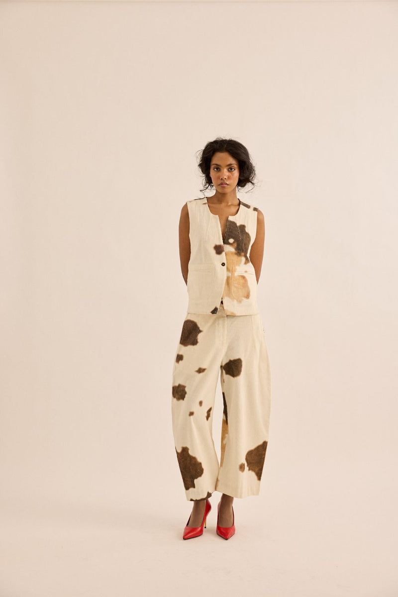 Holstein Pants corduroy by Khara Kapas in brown for women Worldwide