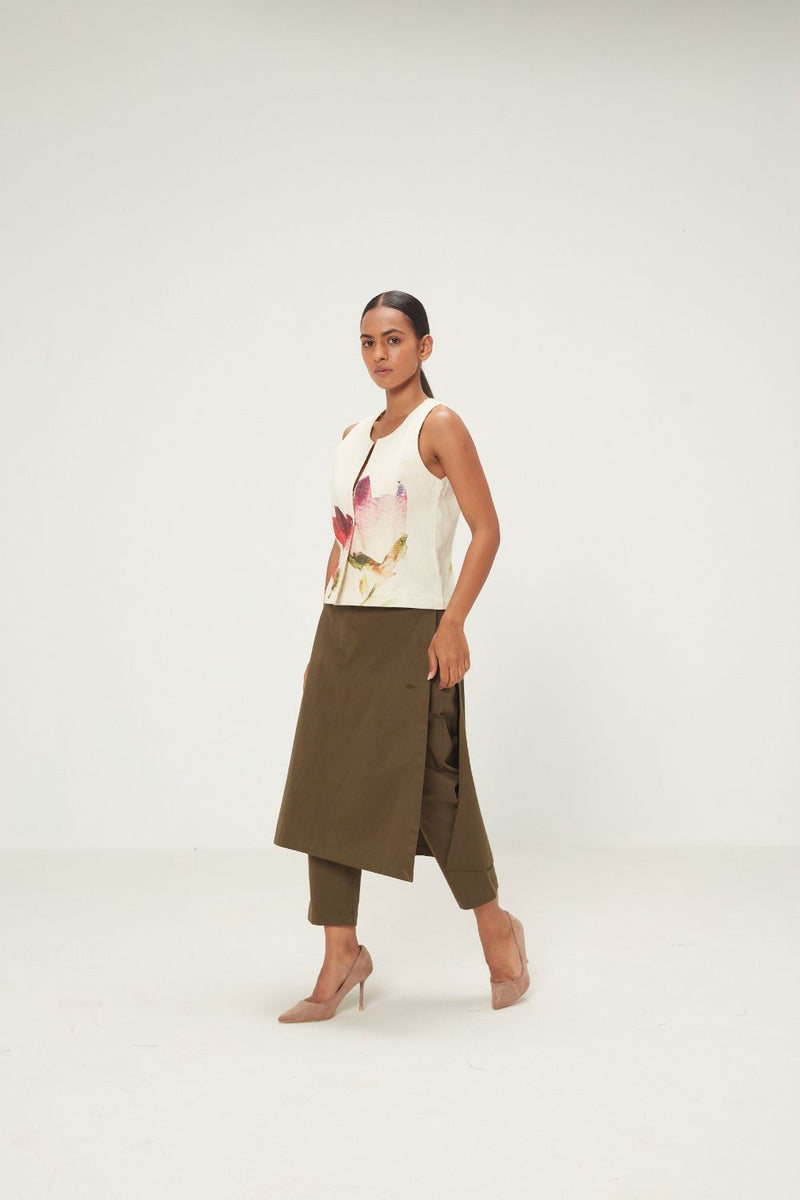 Olive Dust Pants twill by Khara Kapas in olive for women Worldwide