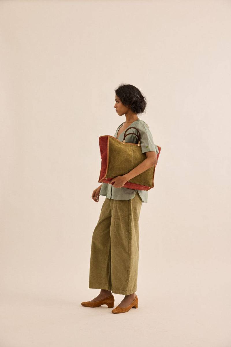 Sage Orchard Pants corduroy by Khara Kapas in olive for women Worldwide
