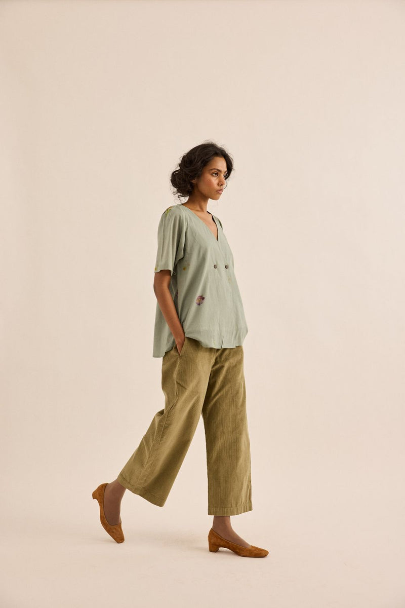 Sage Orchard Pants corduroy by Khara Kapas in olive for women Worldwide