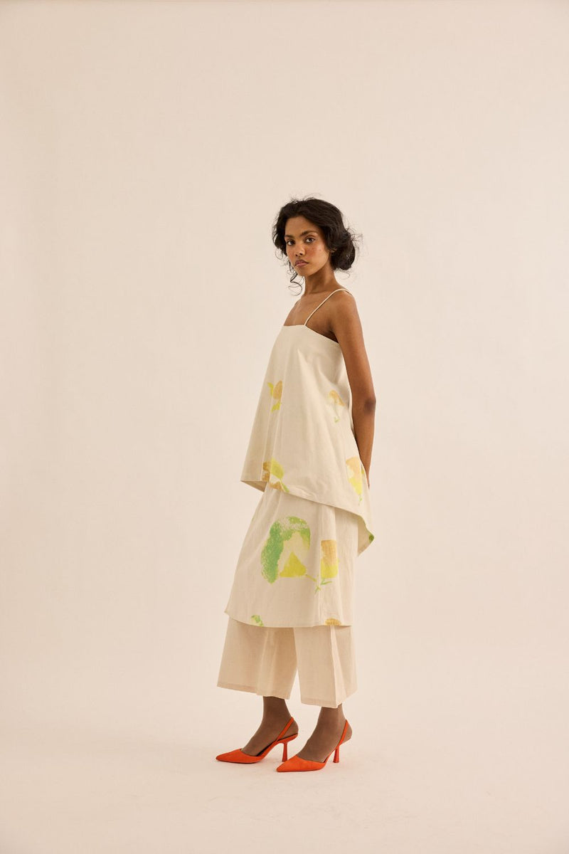 Dried Moss Pants poplin by Khara Kapas in ecru for women Worldwide