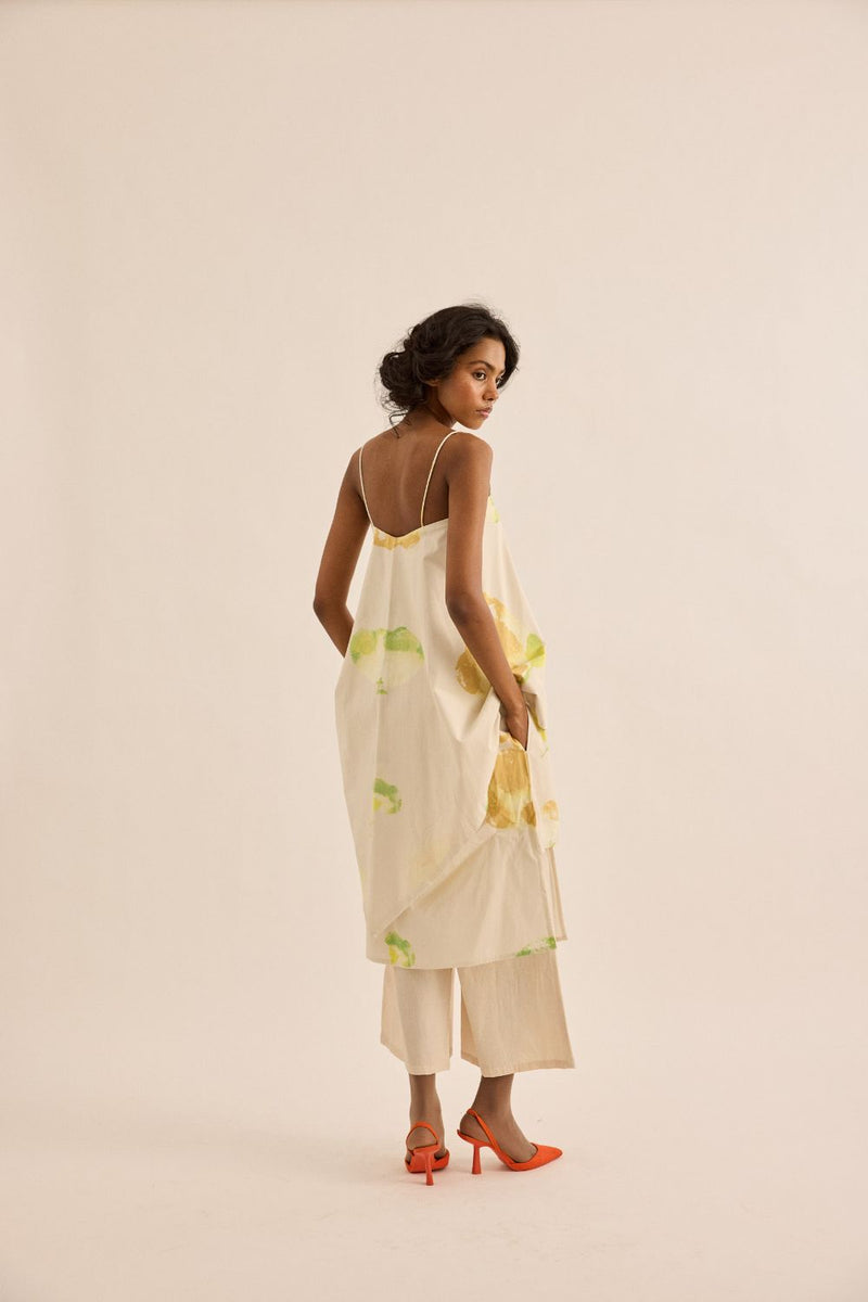 Dried Moss Pants poplin by Khara Kapas in ecru for women Worldwide