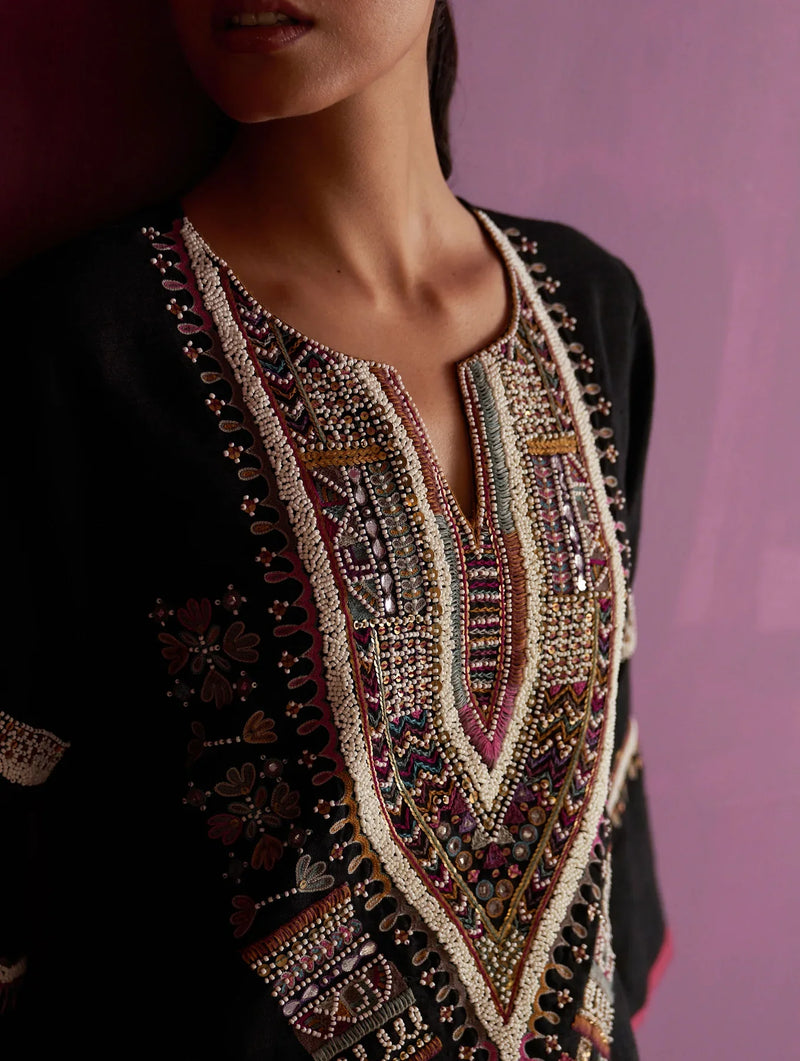 Afra Hand-Embroidered Kurta - Black linen by Manan in black color for women Worldwide