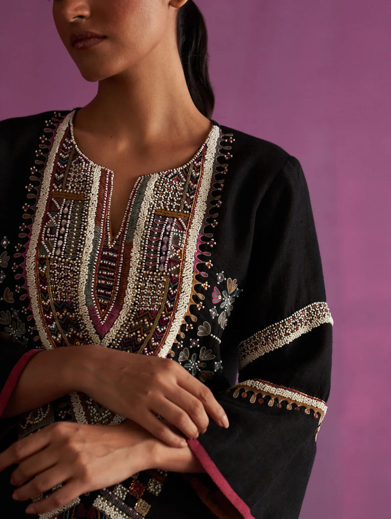 Afra Hand-Embroidered Kurta Set - Black linen by Manan in black color for women Worldwide