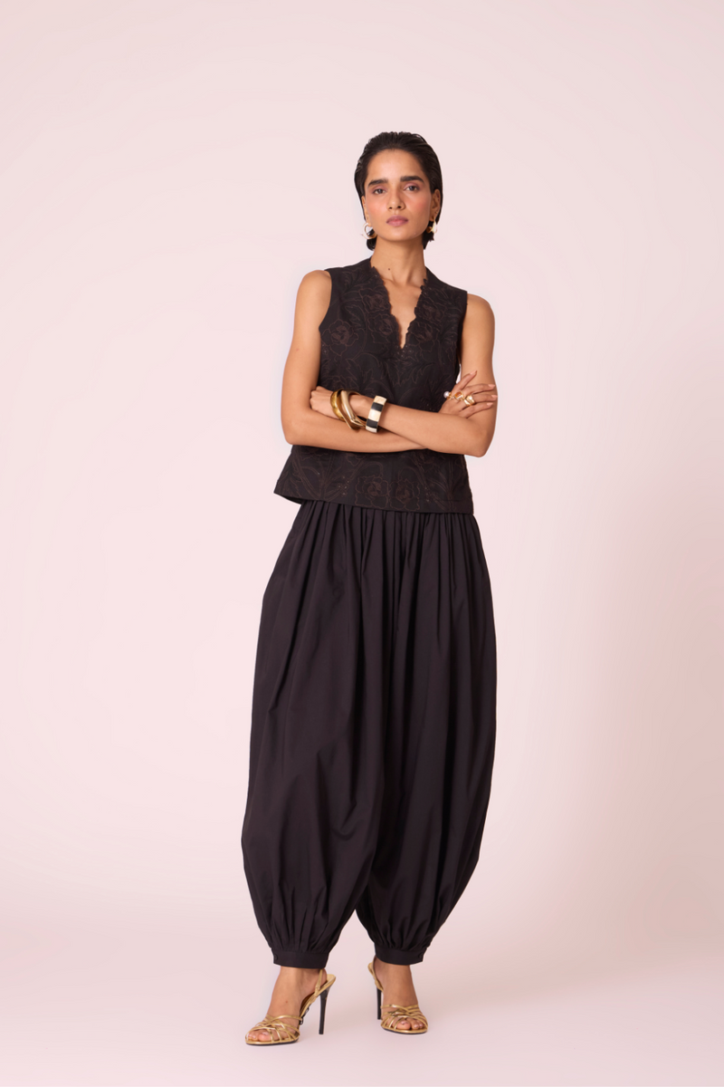 Katya Black Pleated Pants cotton by The Summer House in black color for women Worldwide