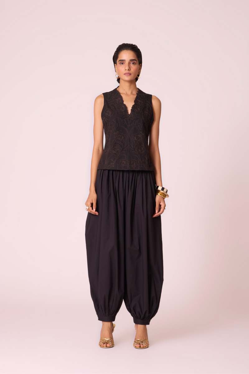 Katya Black Pleated Pants cotton by The Summer House in black color for women Worldwide