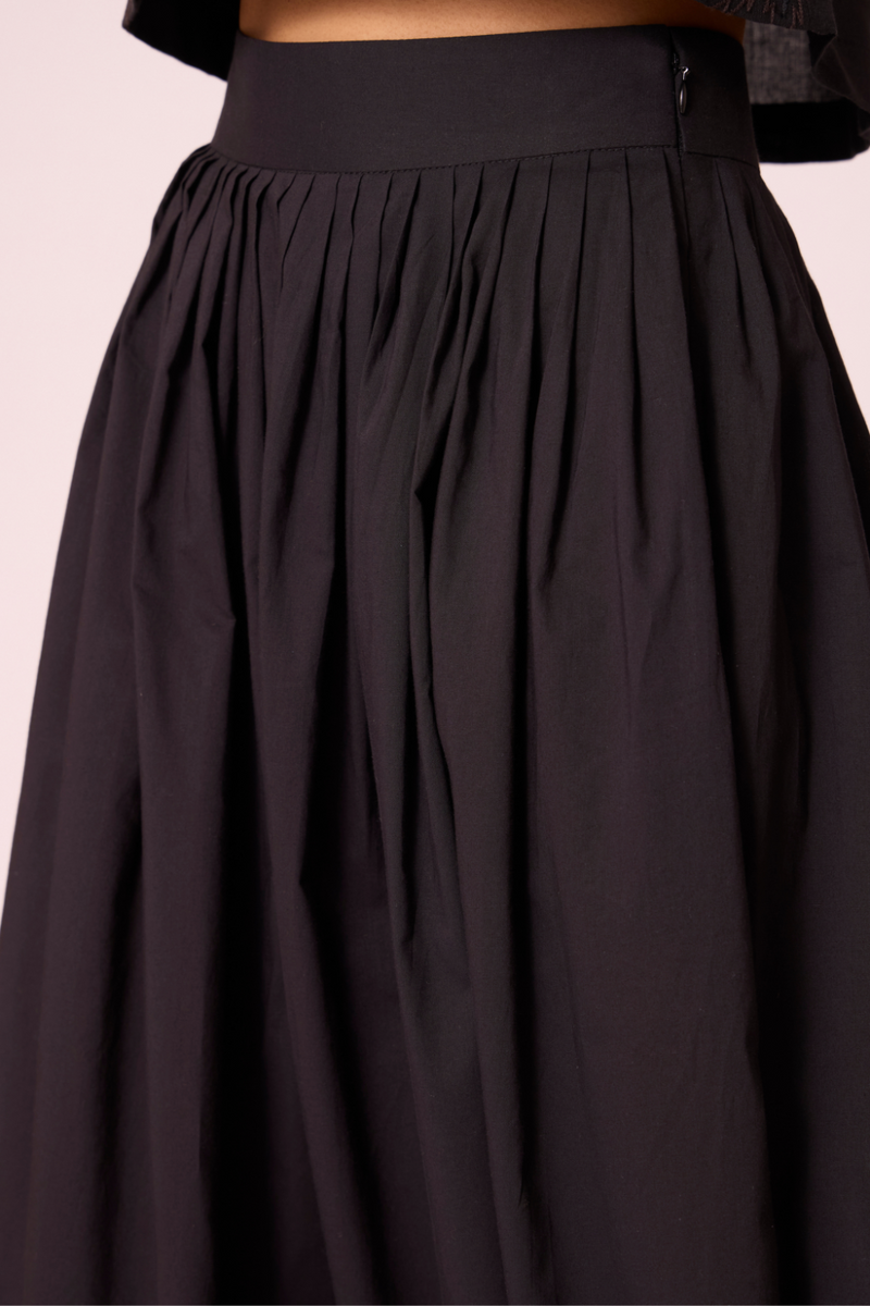 Katya Black Pleated Pants cotton by The Summer House in black color for women Worldwide