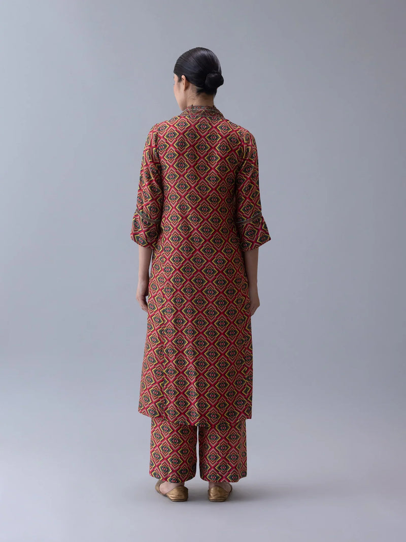 Khamtie Kurta-Multi mul by Shades of India in multi color for women Worldwide