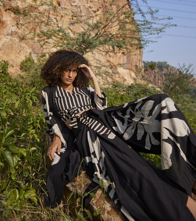 Desire of Elixir Pleated Trouser Bottoms by Khara Kapas in black for women Worldwide