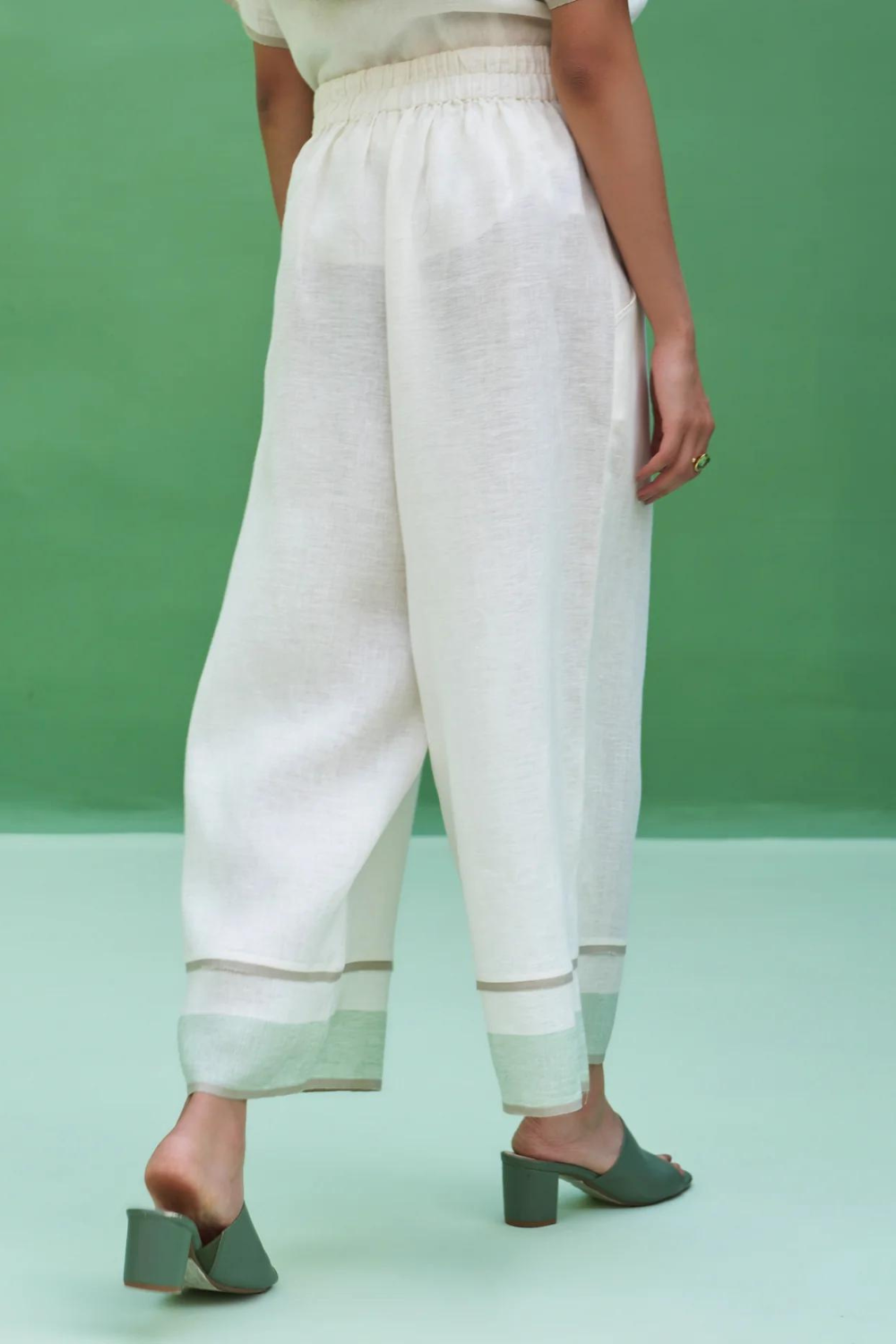 Kiku Striped Linen Co-ord Set
- Mint