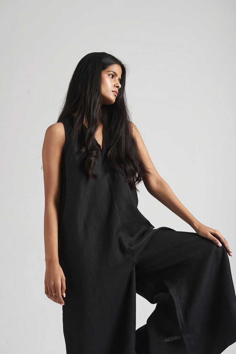 Kohl Linen Flared Jumpsuit linen by Saphed in black color for women Worldwide