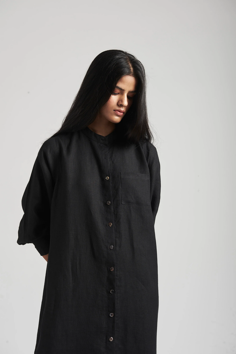 Kohl Linen Shirt Dress linen by Saphed in black color for women Worldwide