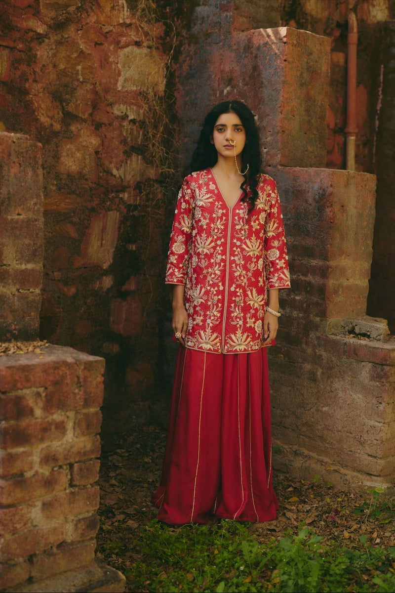 LAALSA & RAVAYA JACKET & SHARARA silk by Rashika Mittal in red color for women Worldwide