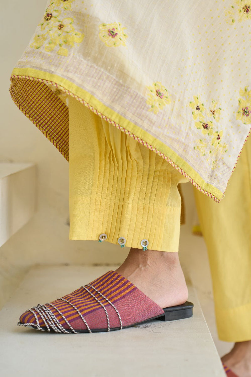 Lake Set cotton by SWATTI KAPOOR in multi color for women Worldwide