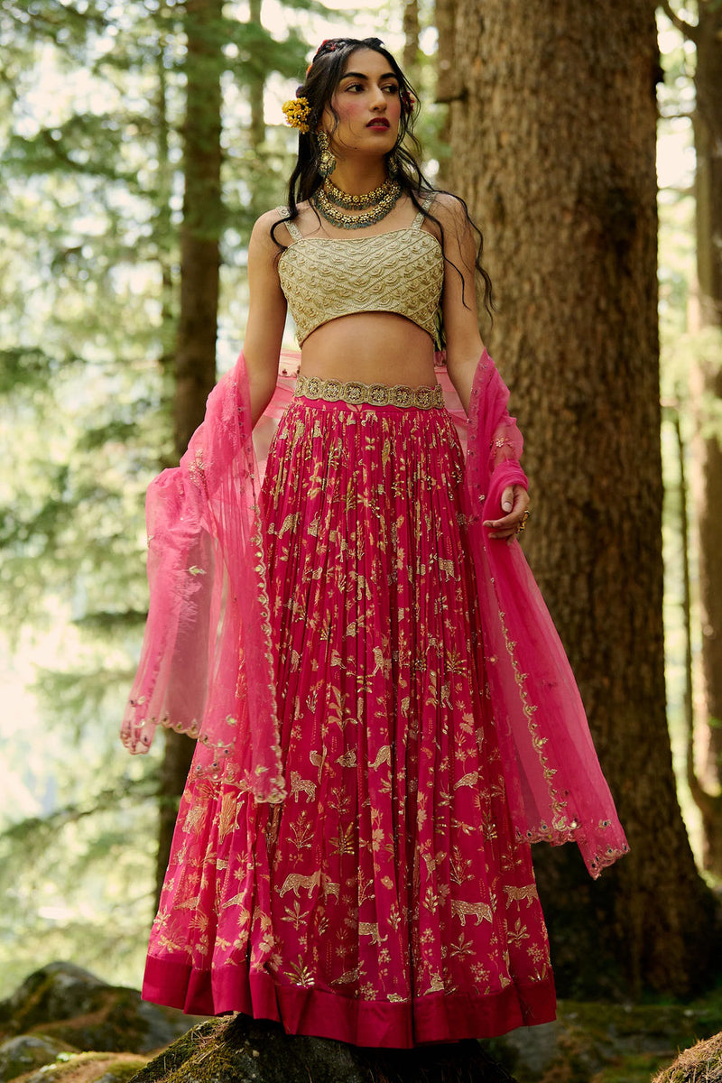 Lea Lehenga Set georgettte by Paulmi & Harsh-kahan Sep'26 in pink for women Worldwide