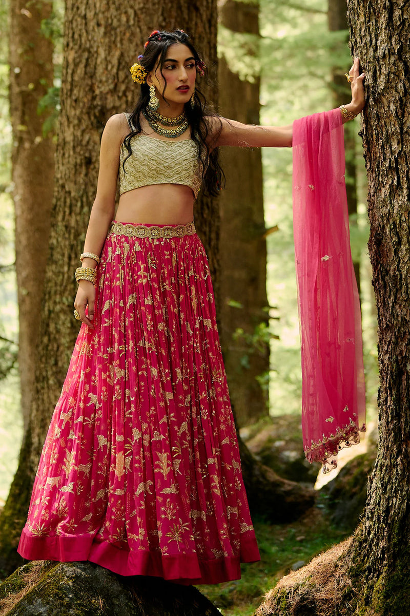 Lea Lehenga Set georgettte by Paulmi & Harsh-kahan Sep'26 in pink for women Worldwide