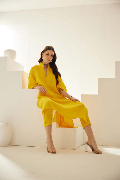 Yellow v-neck tunic sets