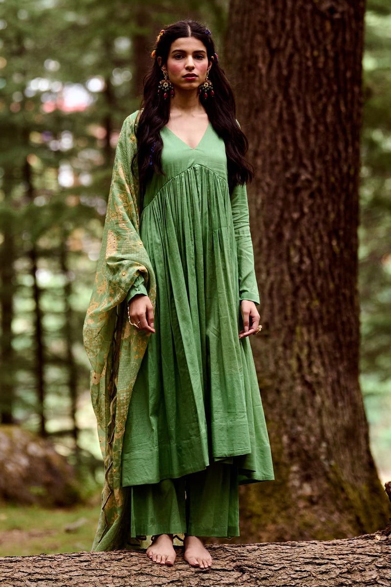 Lou Anarkali Set – Green cotton mul by Paulmi & Harsh-kahan Sep'26 in green for women Worldwide