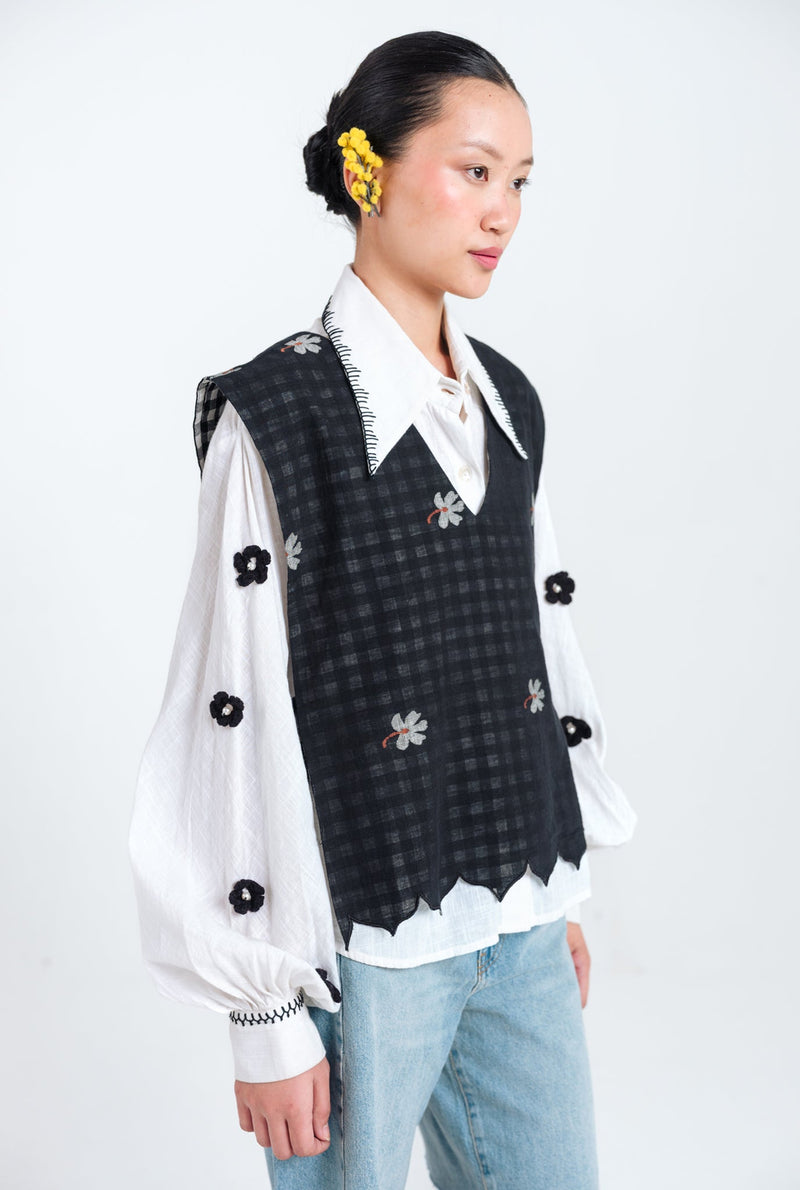 Leap Jamdani Scallop Overlay jamdani jacket/overlay by JodiLife in black for women Worldwide
