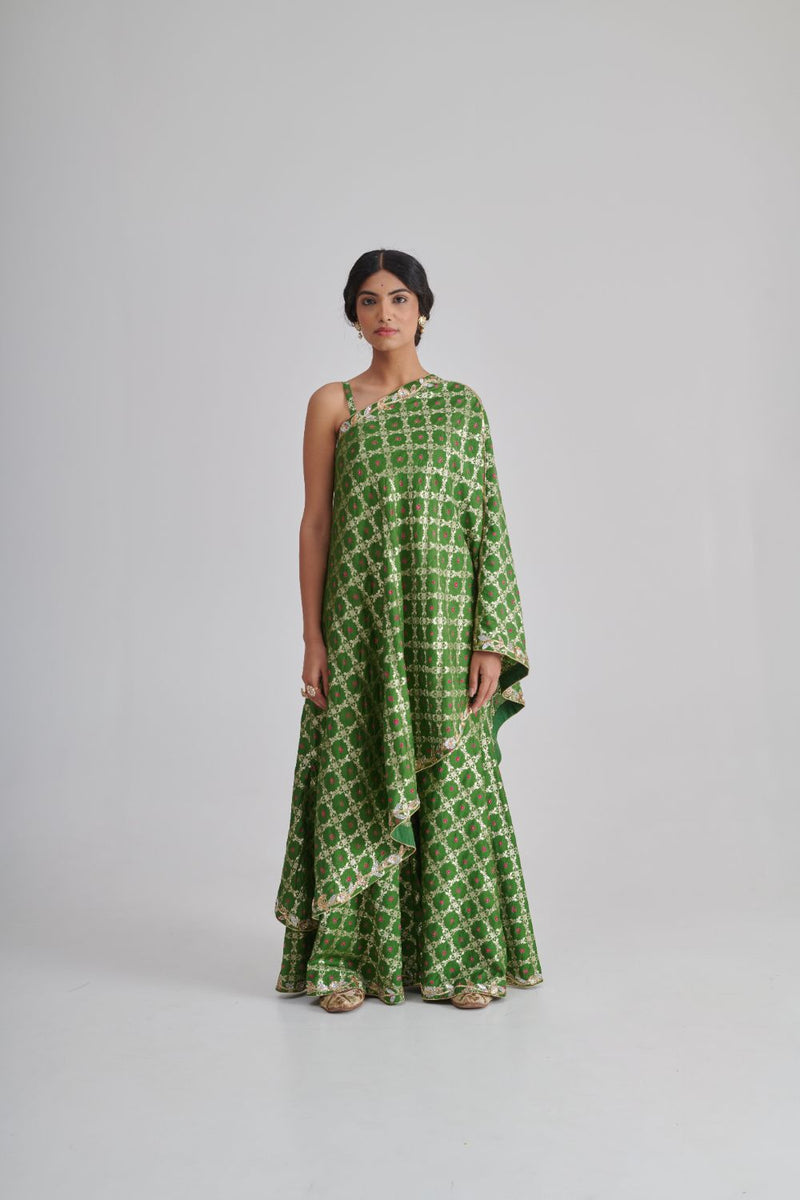 MASTANI, LEYLA & NALINI CO-ORD SET silk by Rashika Mittal in green color for women Worldwide