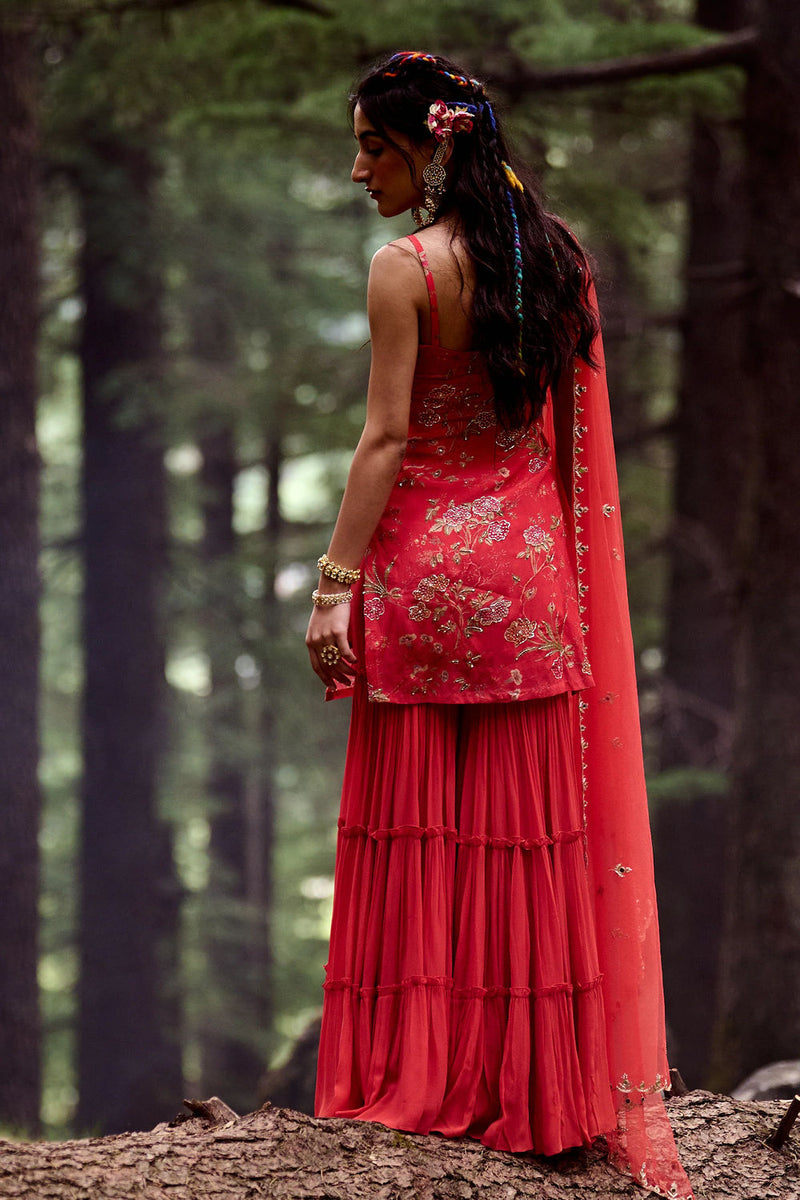 Maura Kurta Set crepe by Paulmi & Harsh-kahan Sep'26 in red for women Worldwide