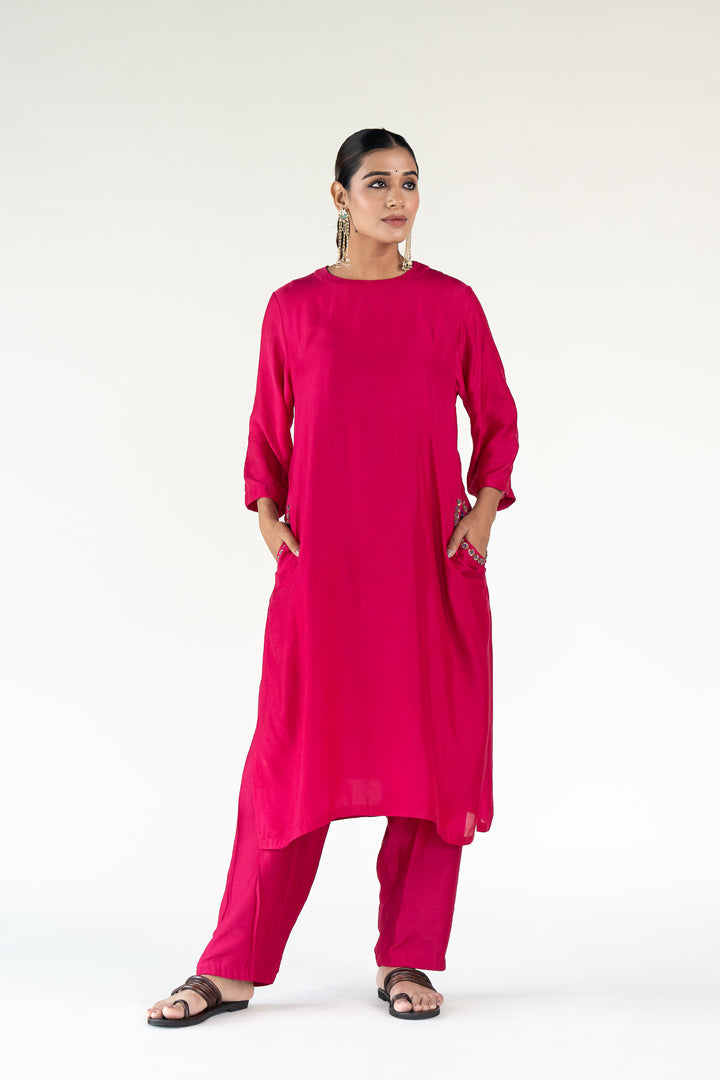 Gulzar Kurta Set with 
Shama Odhani-Rani Pink & Aubergine silk by Nirjara in multi color for women Worldwide