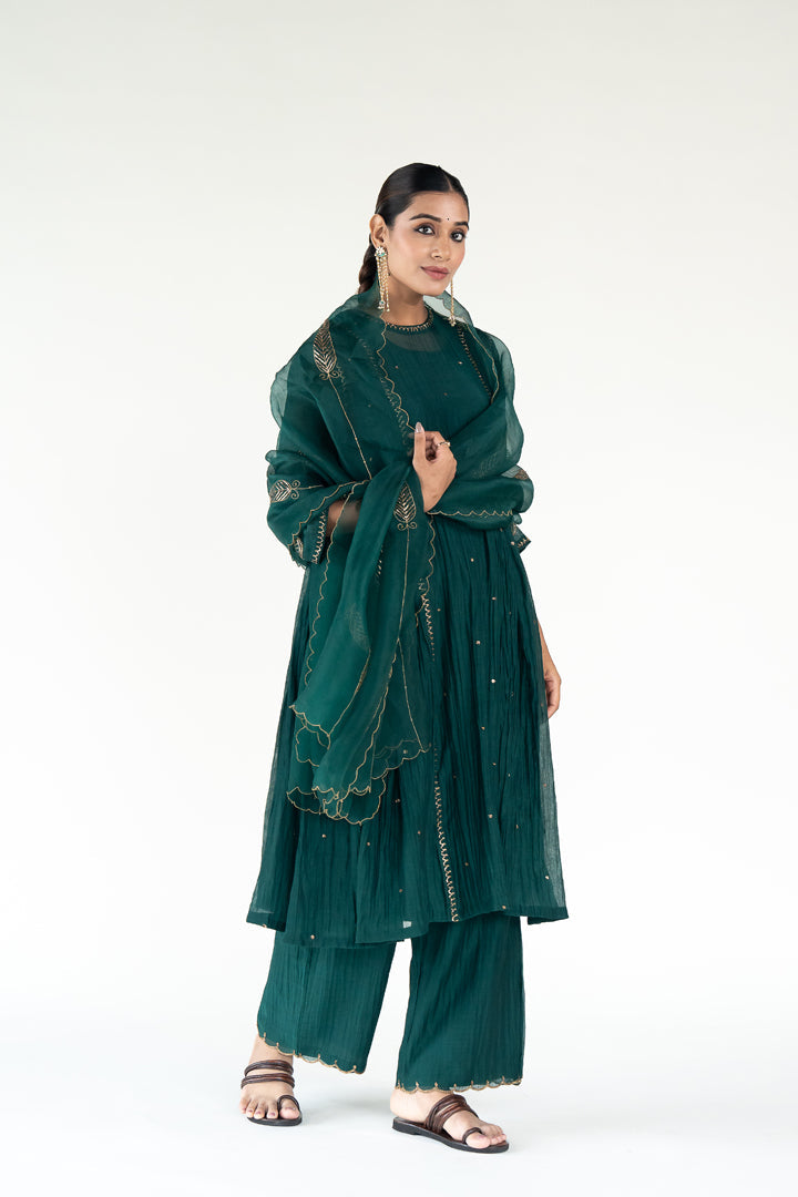 Baadal Kurta Set 
with Shama Odhani-Emerald chanderi by Nirjara for women Worldwide