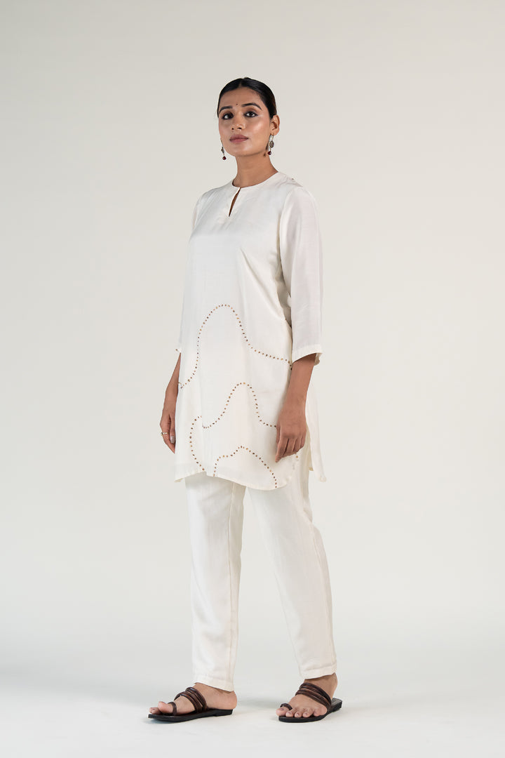Mehr Kurta Set-Ivory silk by Nirjara in ivory color for women Worldwide