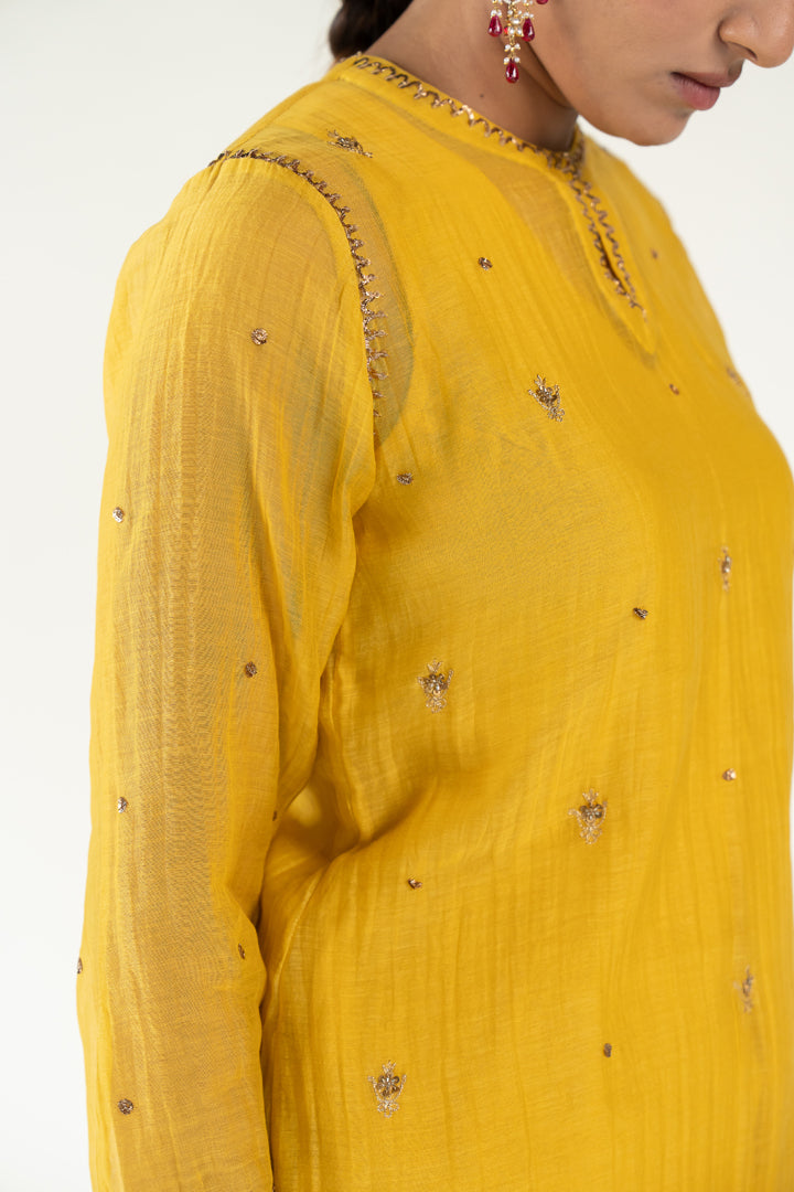 Chaand Kurta Set-Mustard