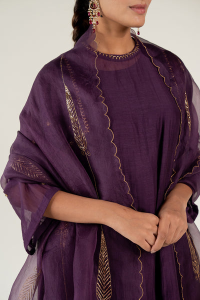 Caftan Kurta Set 
with Shama Odhani-Aubergine