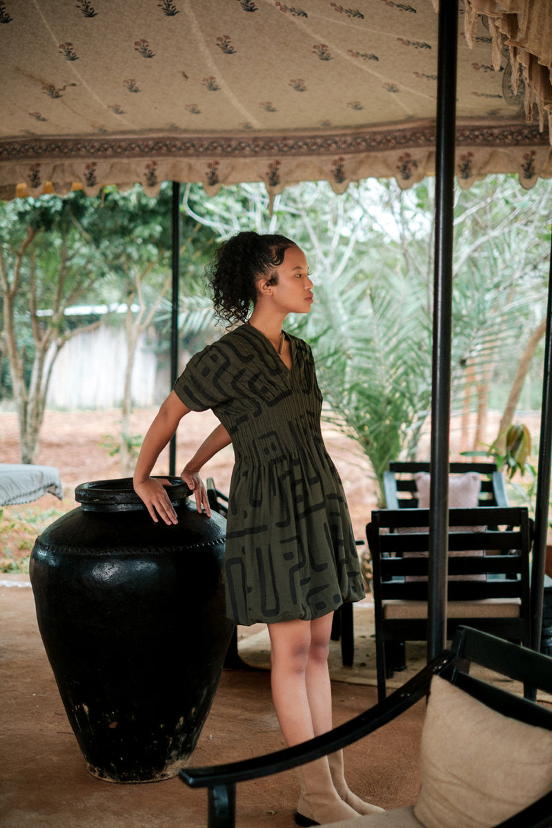 Meknes kimono dress Crushed Cotton dress by The Terra Tribe in green for women Worldwide