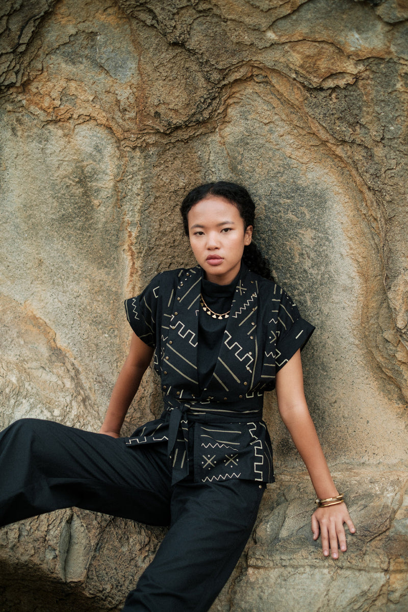 Berlin Shawl collar Top Crushed Cotton top/shirt by The Terra Tribe in black for women Worldwide