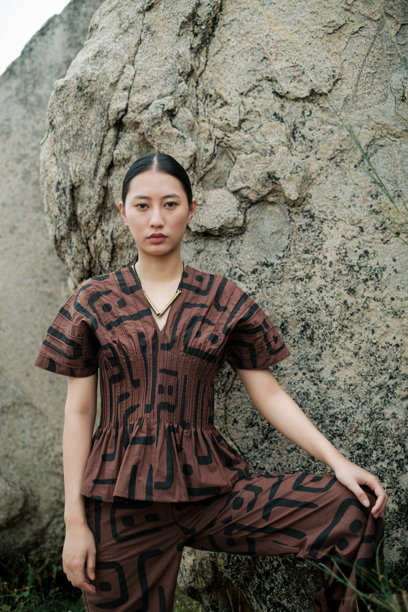 Meknes kimono top paiwand top/shirt by The Terra Tribe in green for women Worldwide